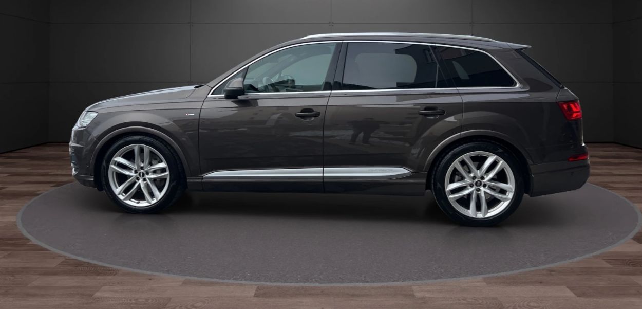 AUDI Q7 3.0 TDI quattro tiptronic