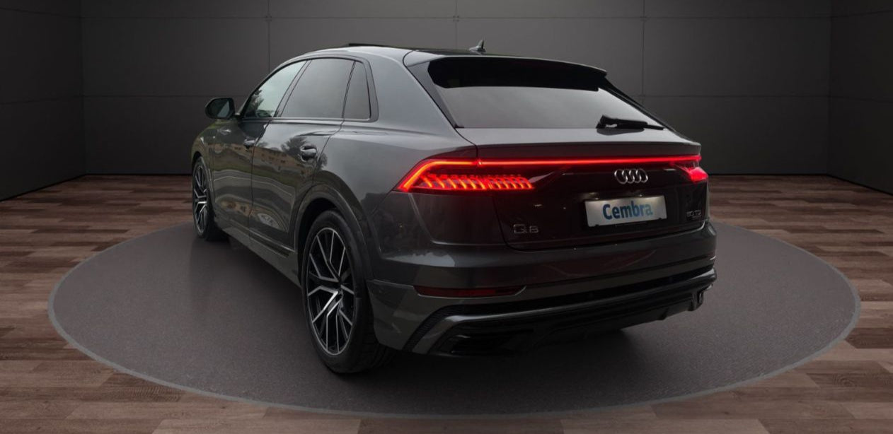 AUDI Q8 50 TDI quattro tiptronic