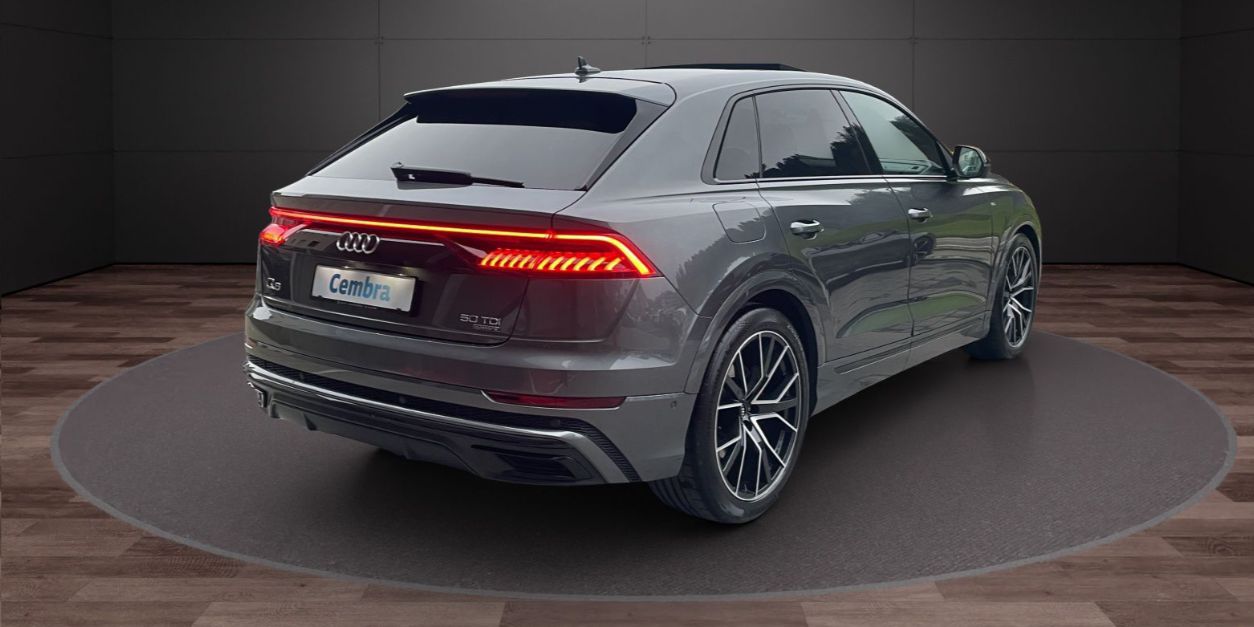 AUDI Q8 50 TDI quattro tiptronic