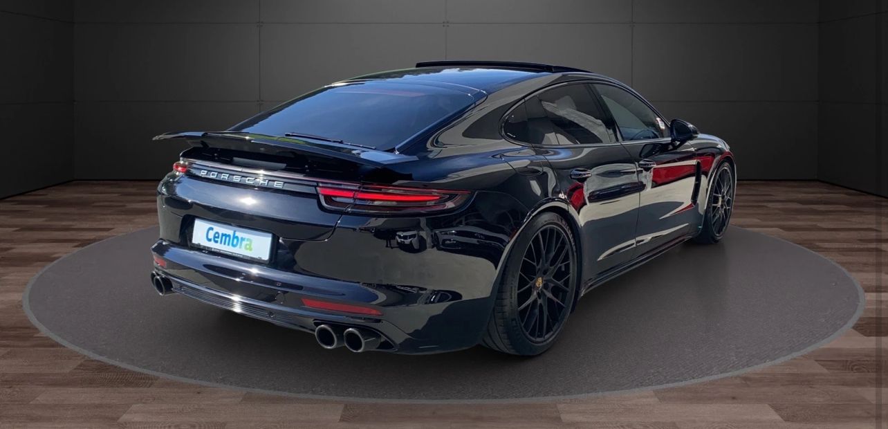 PORSCHE Turbo S PDK 680PS